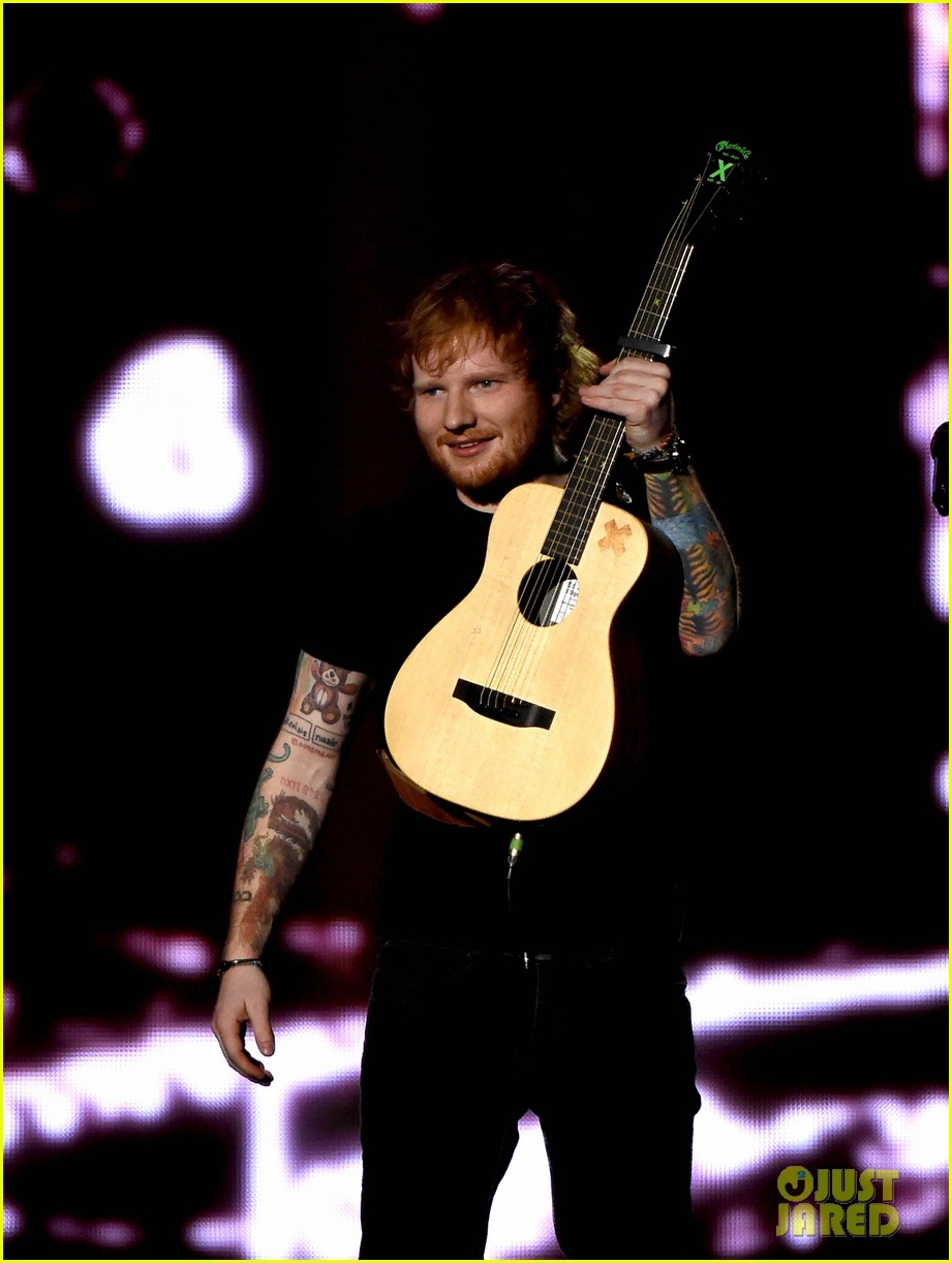 ed sheeran tori kelly billboard music awards 2015 video 083372127