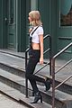taylor swift wears crop top with overalls 09