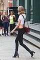 taylor swift wears crop top with overalls 10
