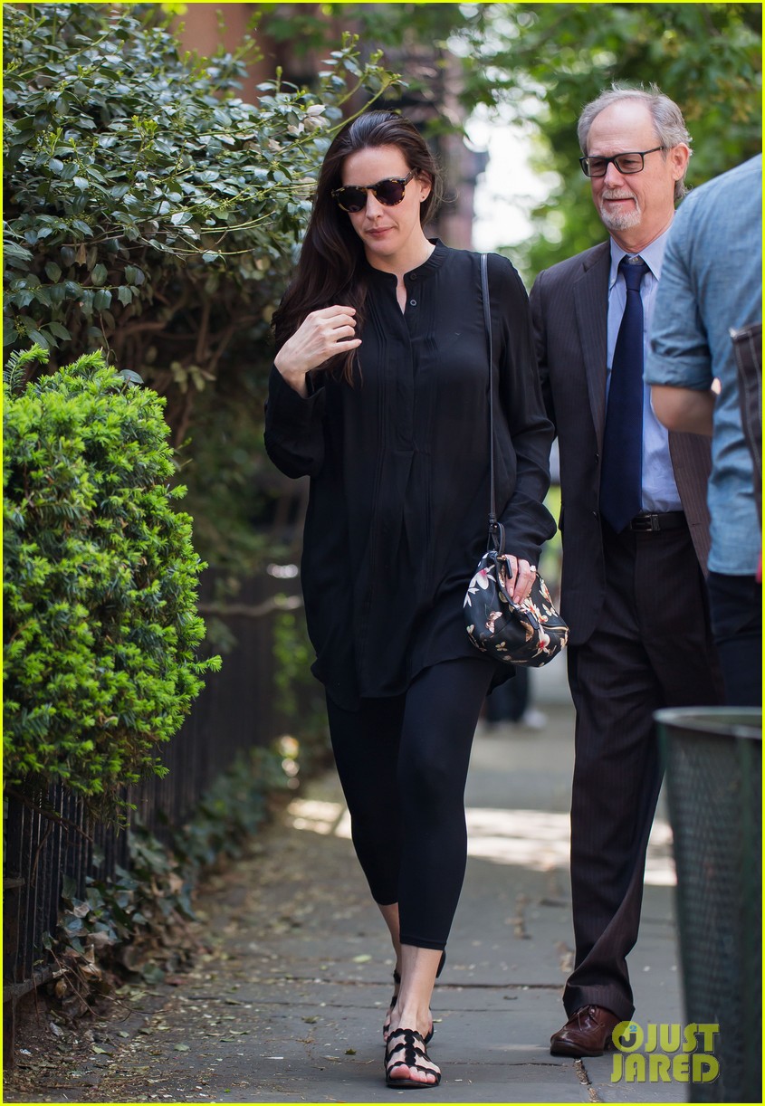 liv tyler lunch meeting nyc 09