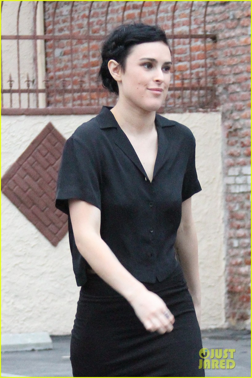 Rumer Willis & Val Chmerkovskiy To Debut Britney Spears' 'Toxic' During