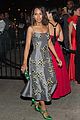 kerry washington changes into grey dress for met gala after party 03