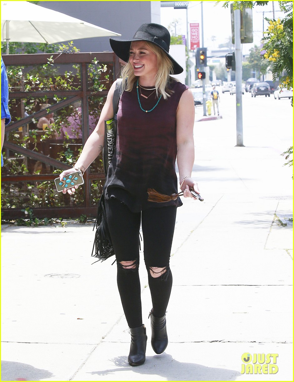 hilary duff lunch beverly hills 08