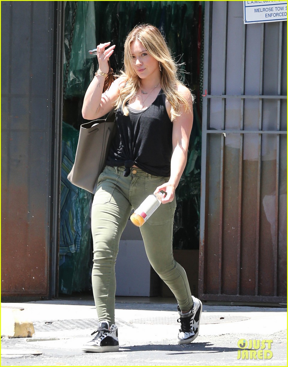 hilary duff gets rejected by seven guys during blind date challenge 173389481