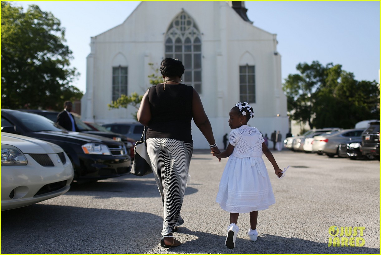 moving photos released from emmanuel ame churchs sunday service 11