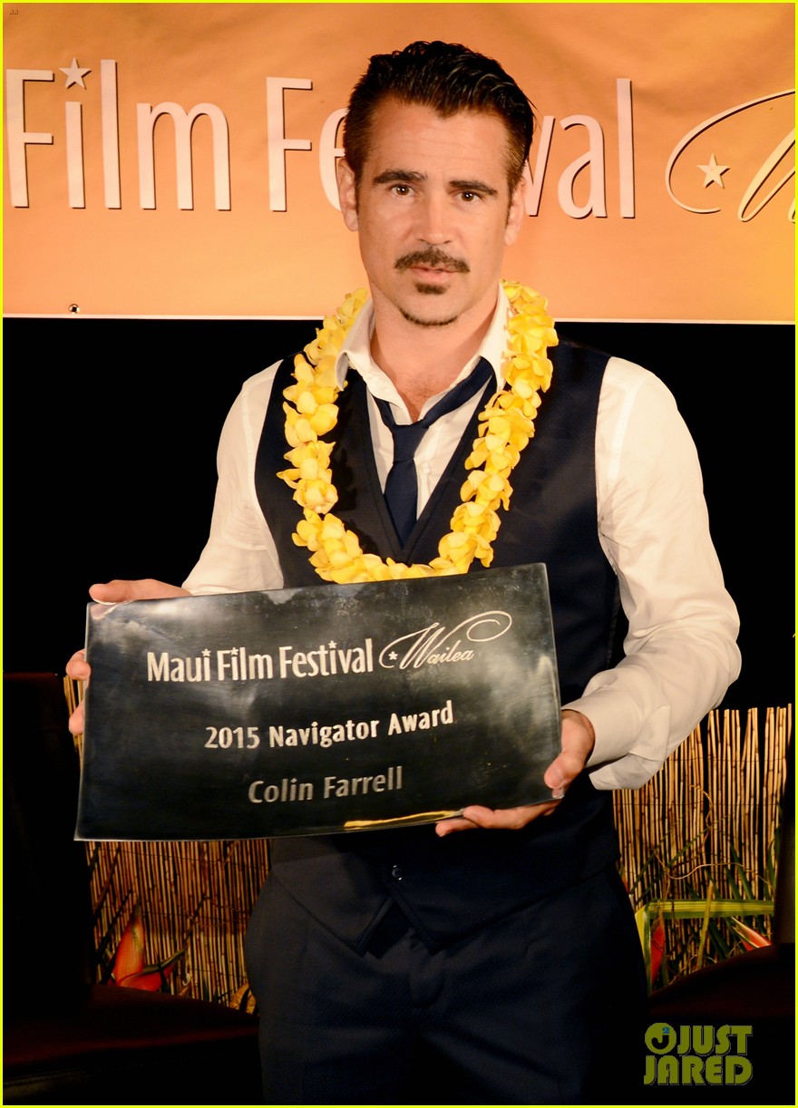 colin farrell is the navigator at maui film festival 2015 043386288