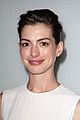 anne hathaway adam shulman coordinate their outfits at the true cost 14