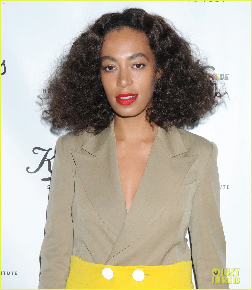 solange knowles celebrates nyc pride with mary lambert 133402339