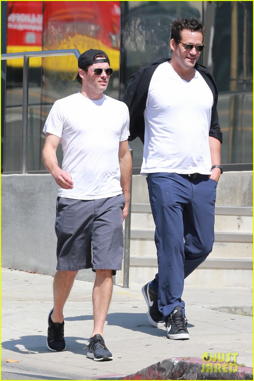 james marsden josh hopkins hang out two mystery ladies 093387243