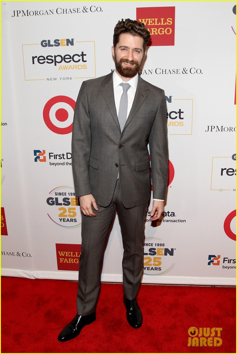 matthew morrison gets honored with the inspiration award 01