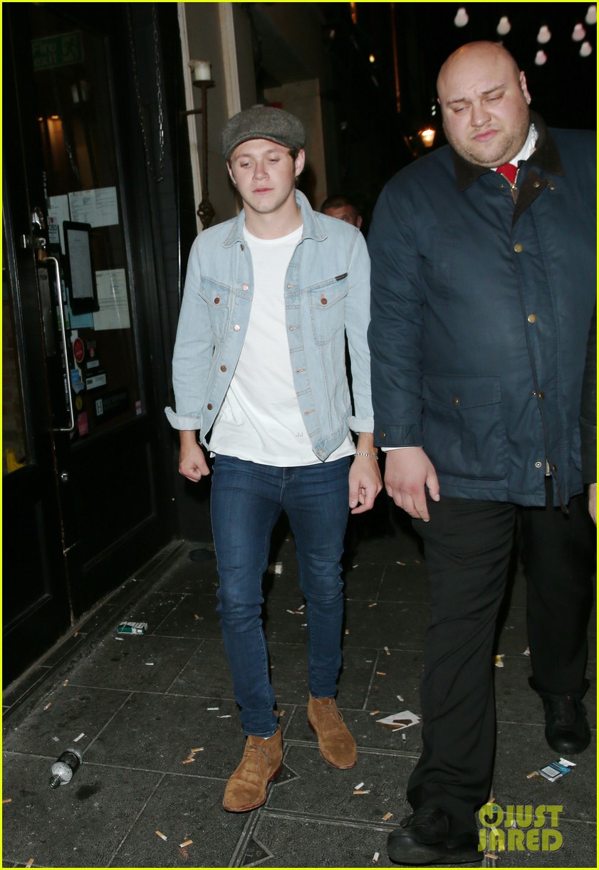 niall horan parties into the morning with friends 193399681