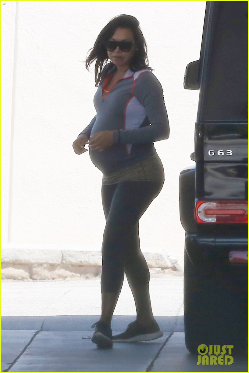 Naya Rivera's Baby Bump Is Definitely Getting Bigger! Photo 3398134(02)