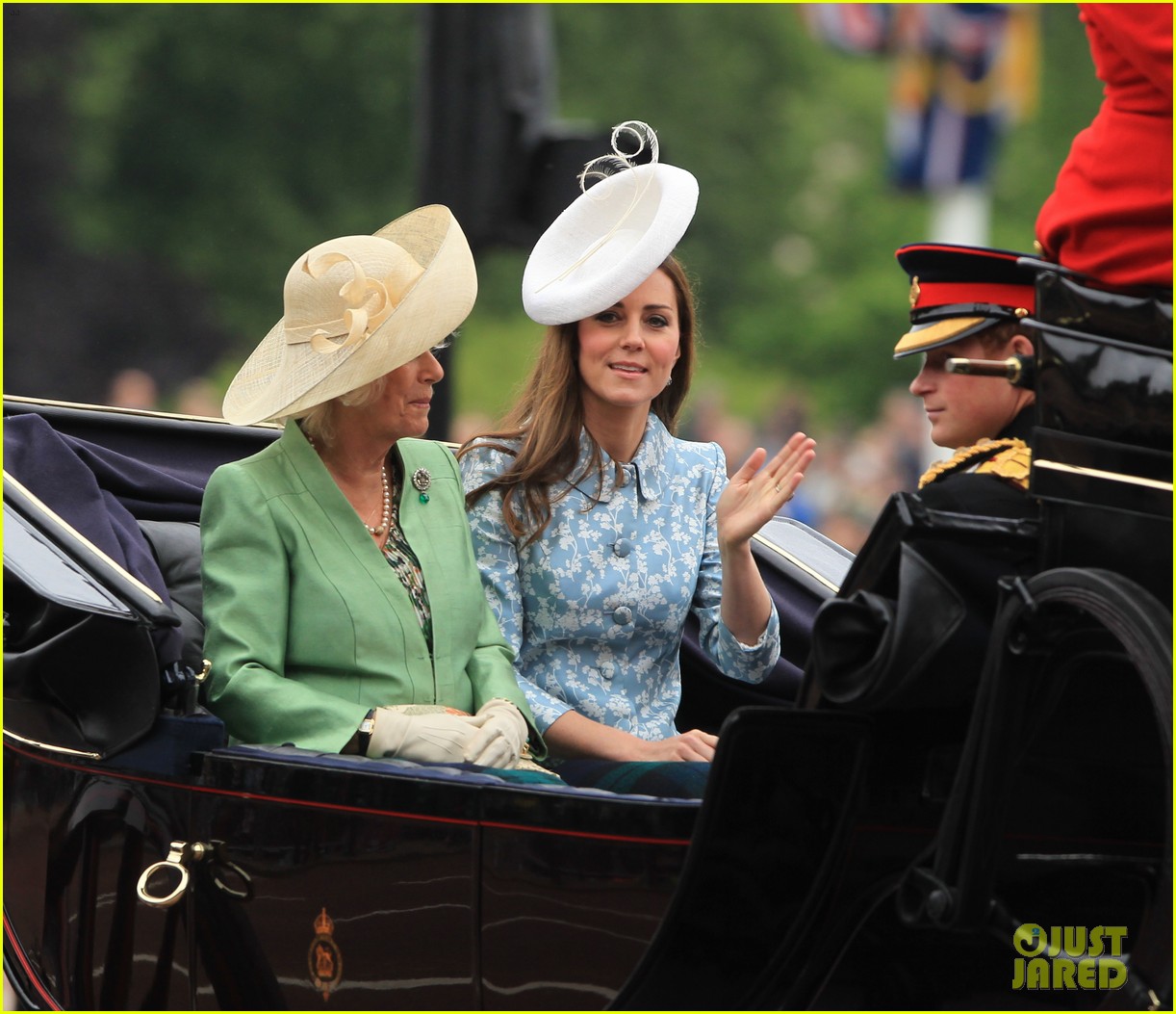 prince william kate middleton george trooping color 163392975
