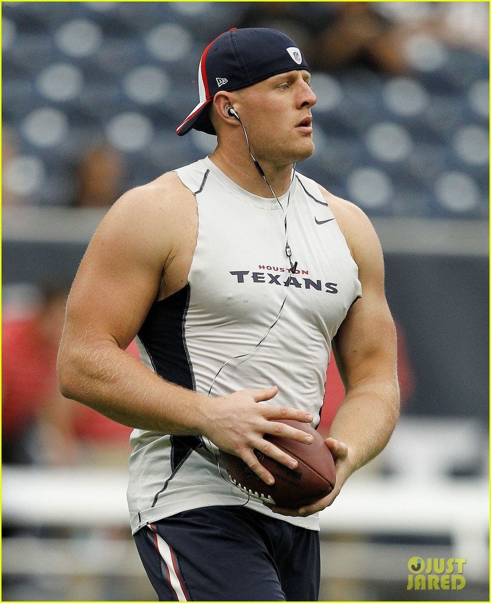 jj watt tackles stage rusher at zac brown band concert 043404197