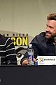 ben affleck makes first post split appearance at comic con 17