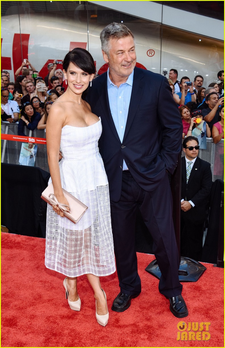 Alec Baldwin Imitates Daughter Ireland's Model Poses at 'Mission