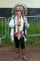 susan boyle wears native american headdress at music festival 02
