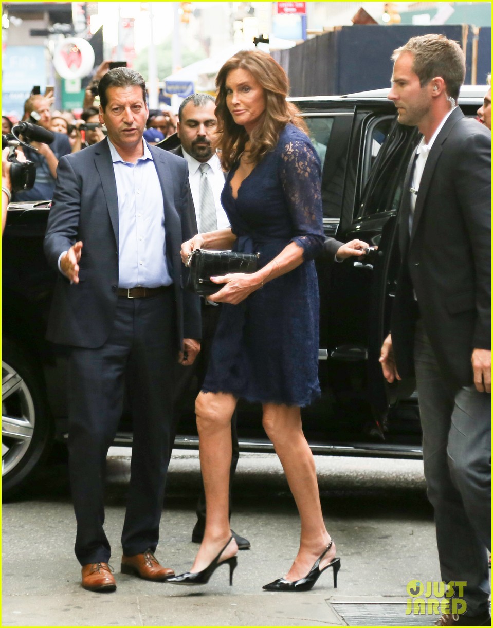 caitlyn jenner writes first blog post for whosay partnership 253425160