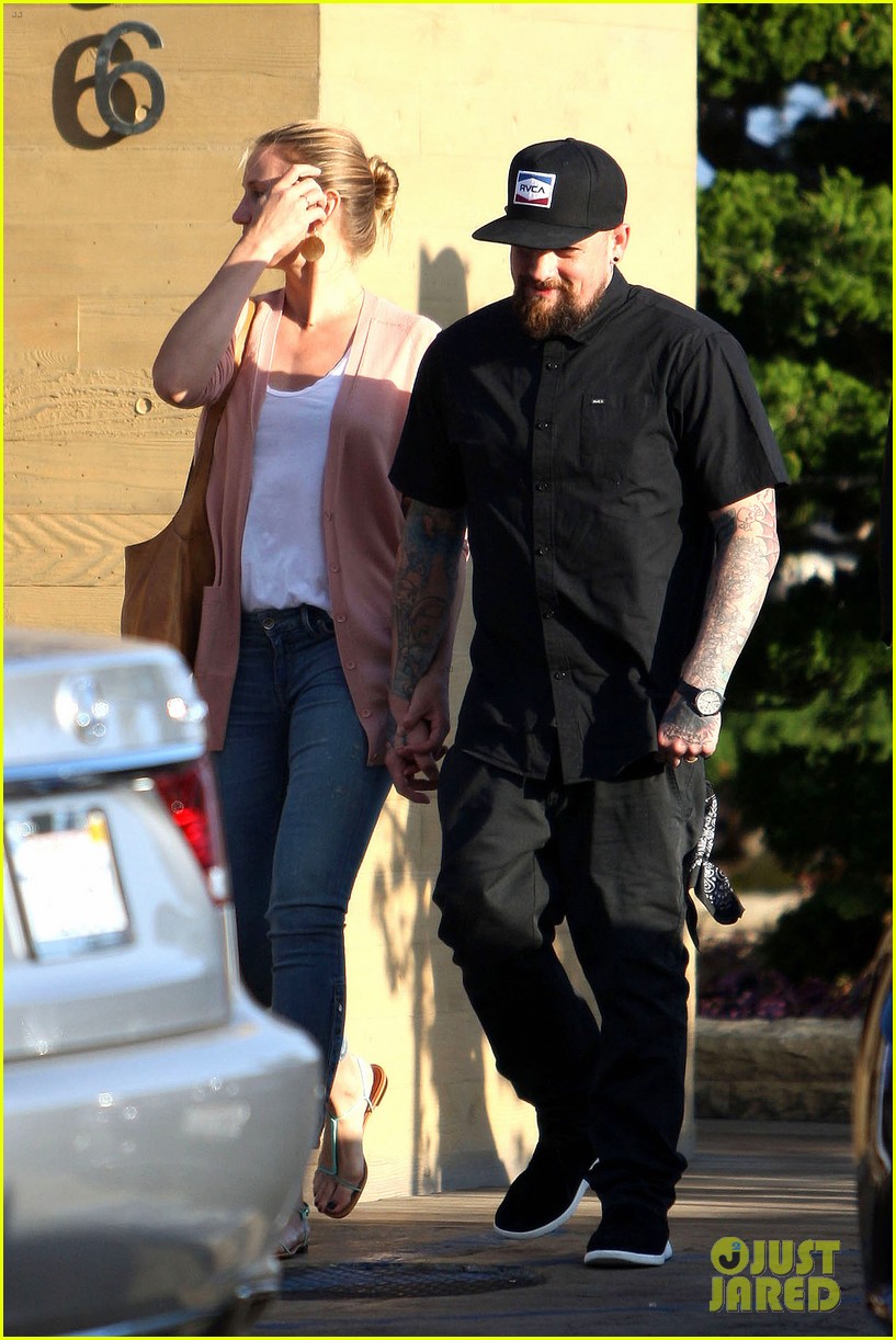 cameron diaz benji madden have low key sunday after fourth of july 07