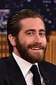 jake gyllenhaal gets slapped in the face by jimmy fallon 02