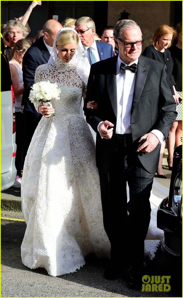 nicky hilton is officially married to james rothschild 34