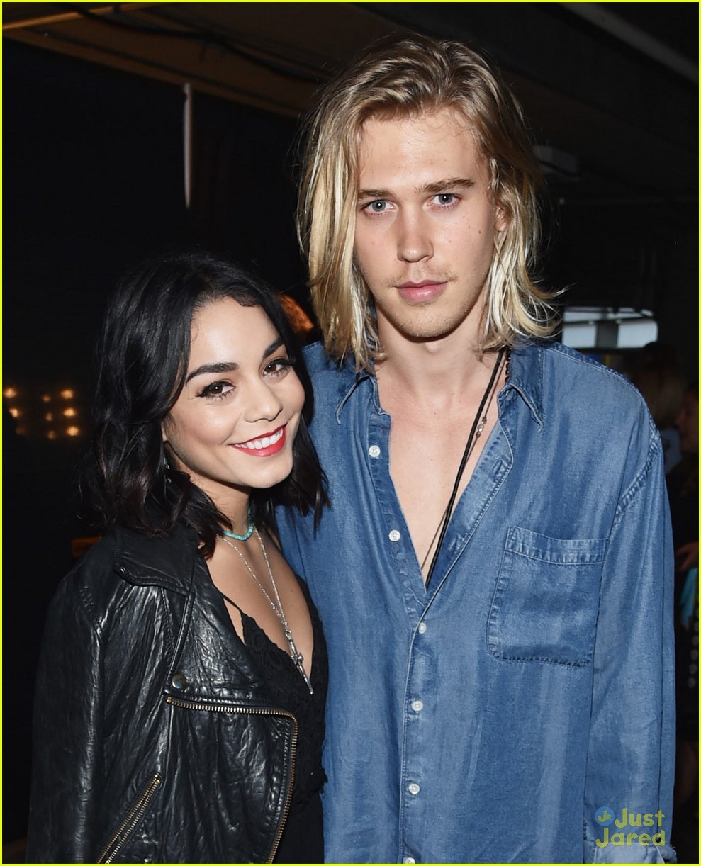 vanessa hudgens austin butler first public appearance together this year 043412499