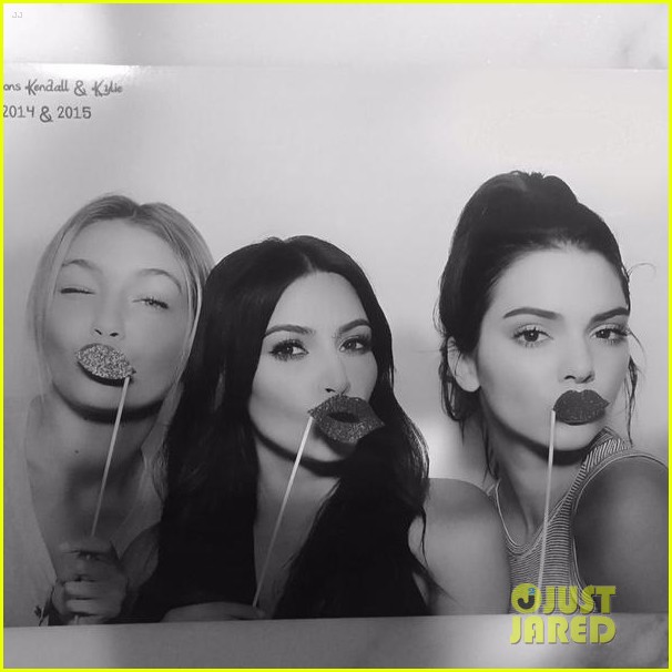 kendall kylie jenners graduation party 123423200