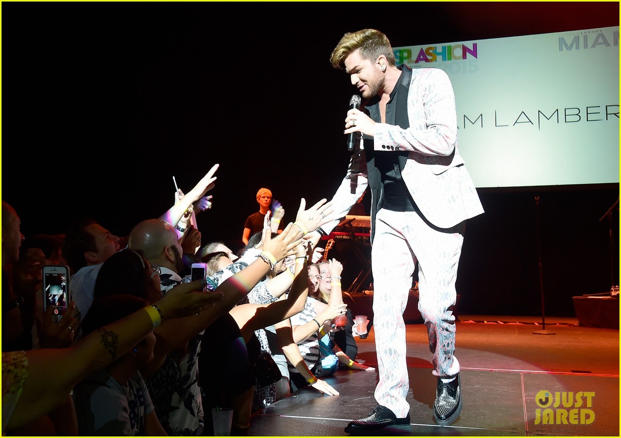 adam lambert perfroms the original high another lonely night for in session 043416560