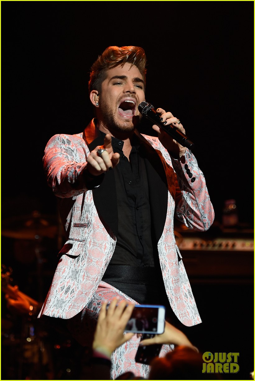 adam lambert perfroms the original high another lonely night for in session 093416565