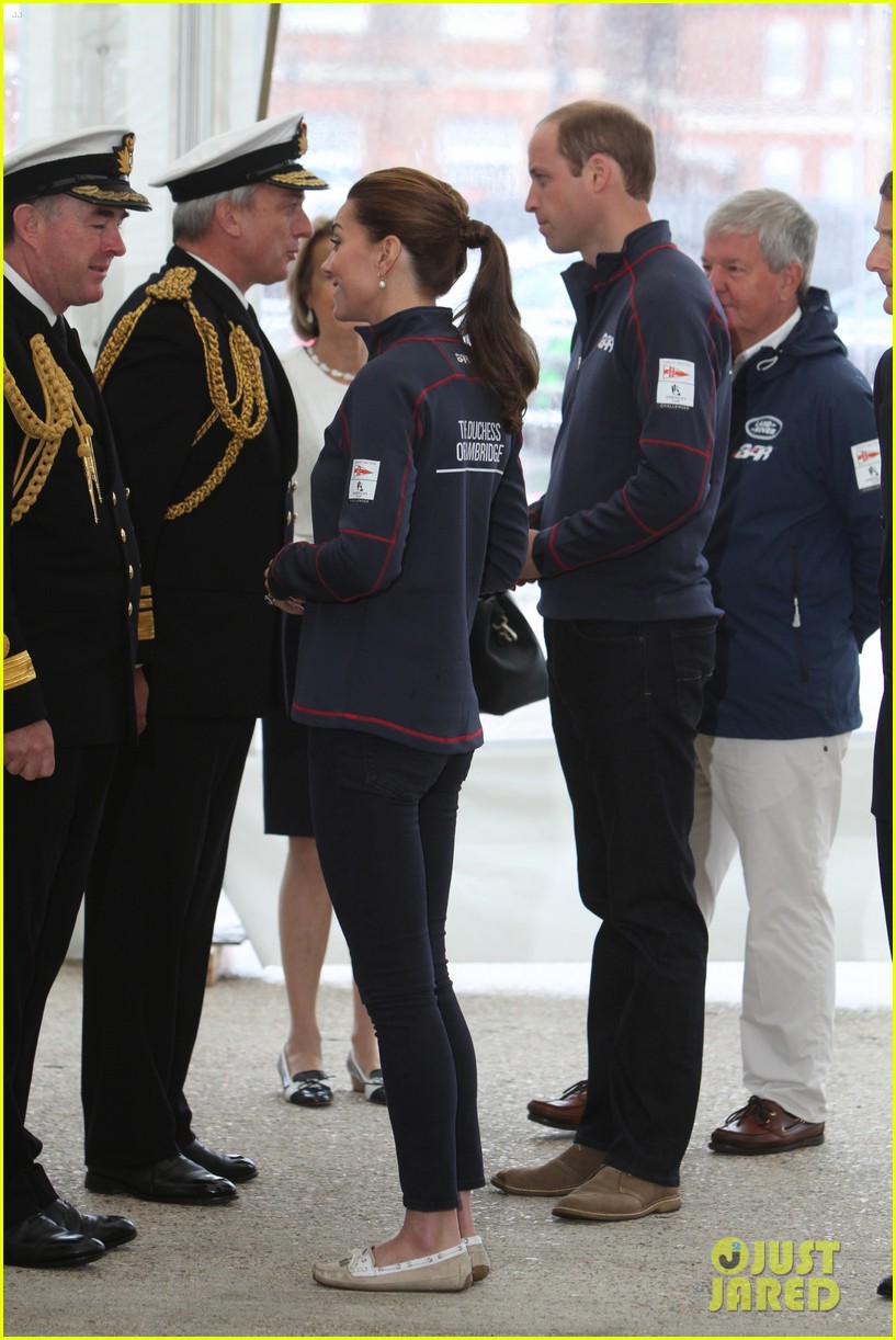 kate middleton prince william get caught in the rain 223424487