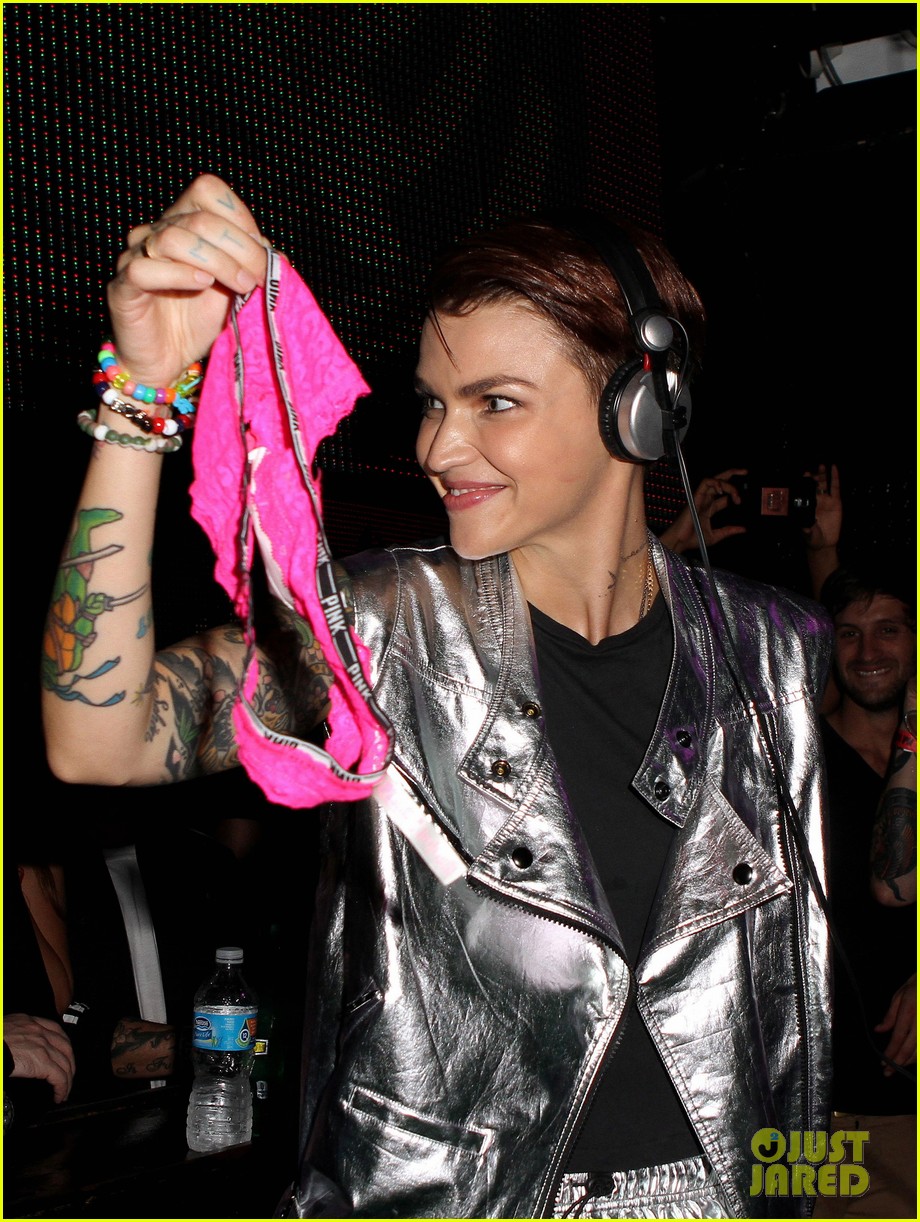 ruby rose struggled for two years before oitnb breaking role 173410127