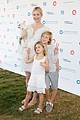 kelly rutherford walks the red carpet with her adorable kids 06