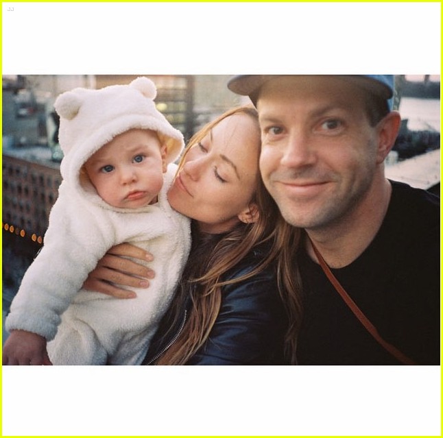 Olivia Wilde & Jason Sudeikis Snap Cute Family Photo with Otis Photo