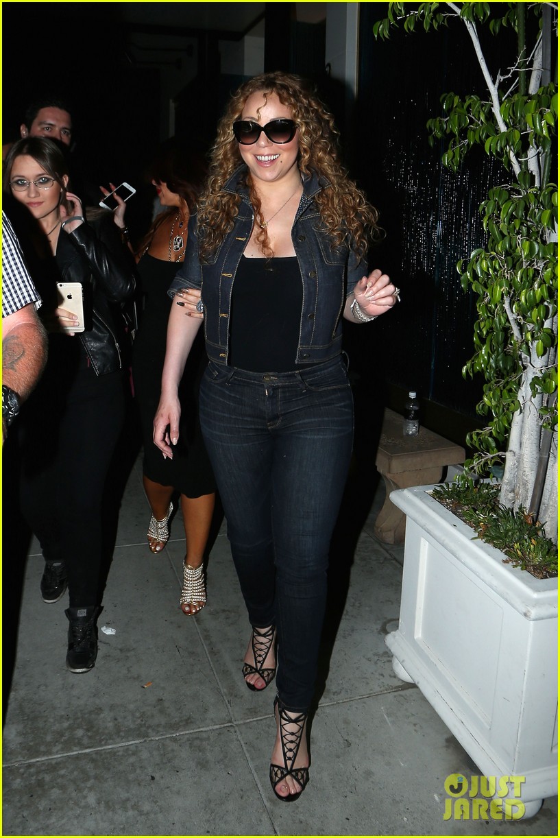 mariah carey plays coy when asked about engagement rumors 053430806