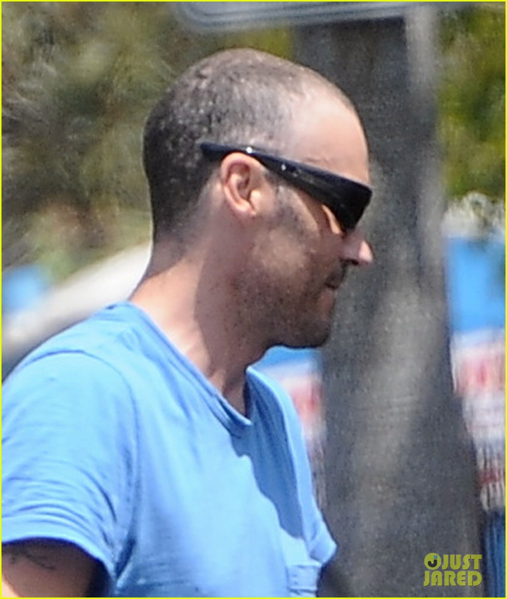 Brian Austin Green Debuts His Newly Shaved Head: Photo 3430784 | Brian