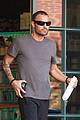 brian austin green wears wedding ring after his split 06
