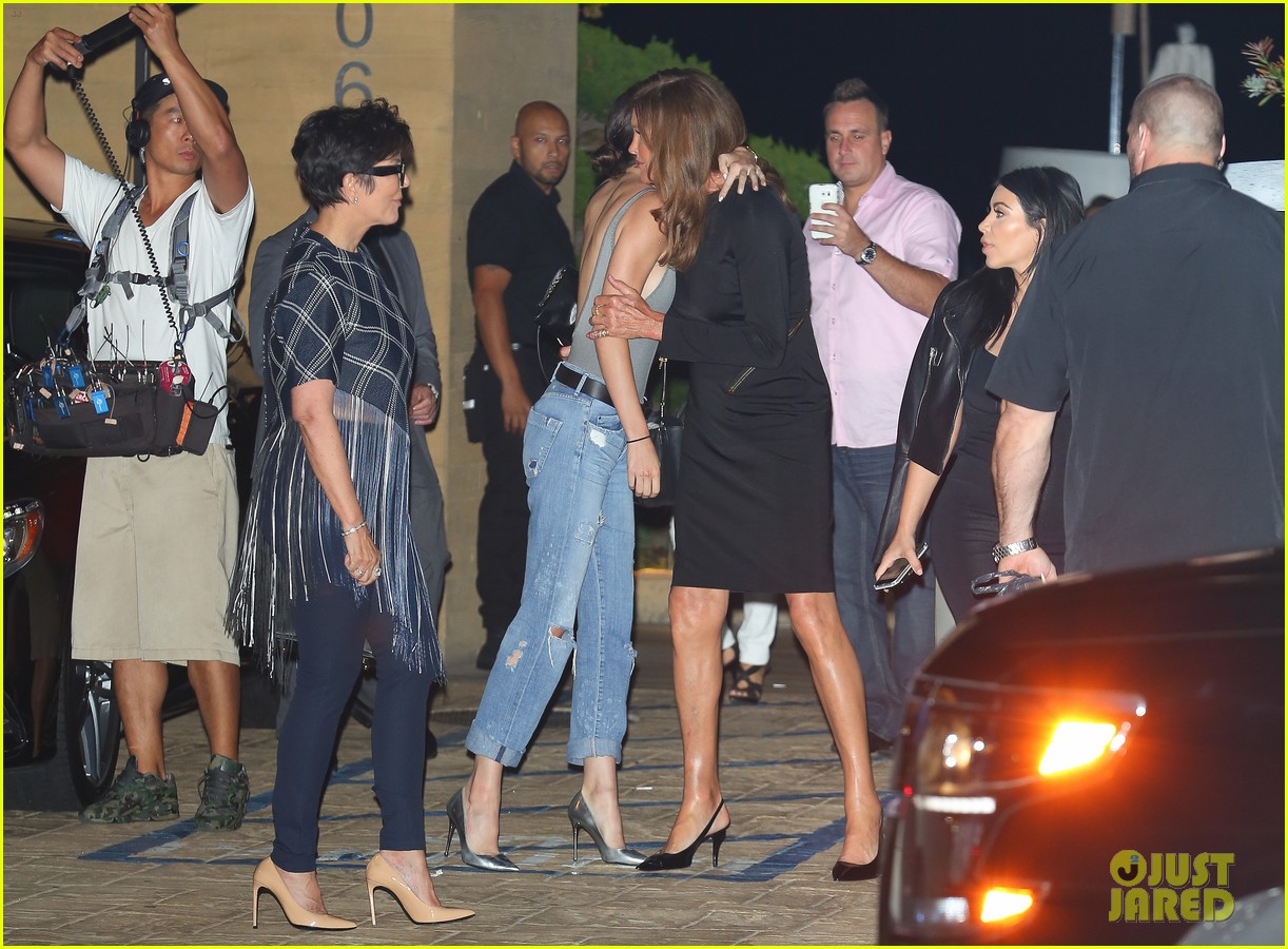 kendall jenner goes casual chic for kylies 18th birthday dinner 473433397