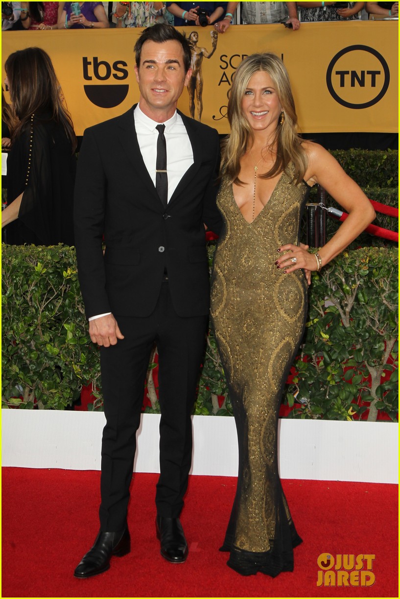 justin theroux breaks silence on marriage to jennifer aniston 033445987