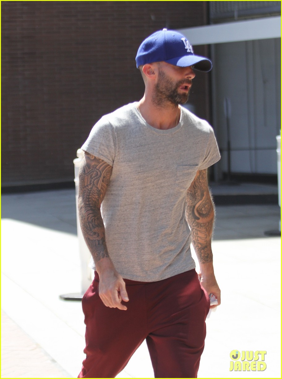 adam levine tries to stay humble with his private jet photo 14