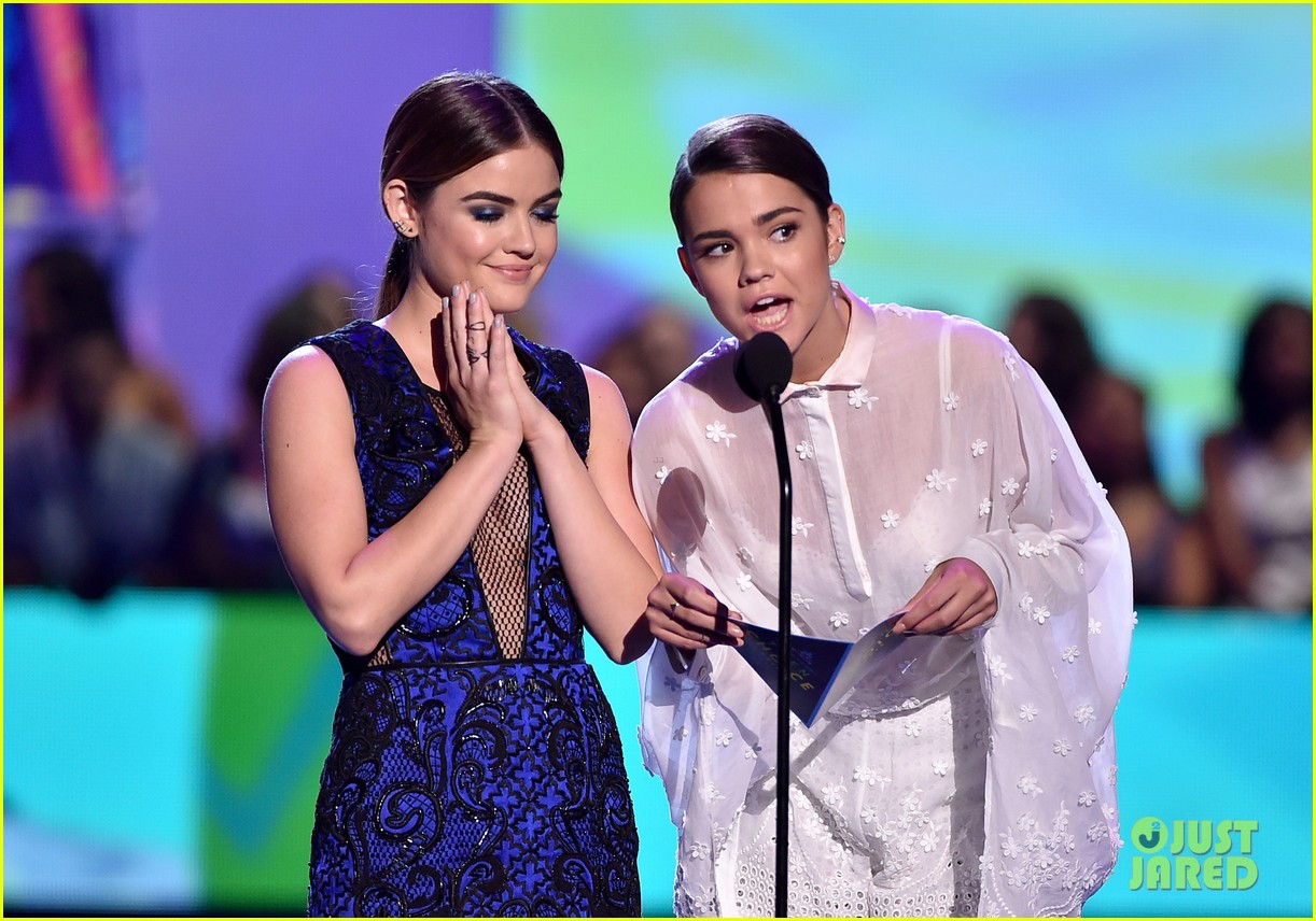 lucy hale janel parrish vanessa ray pll wins teen choice 093440032