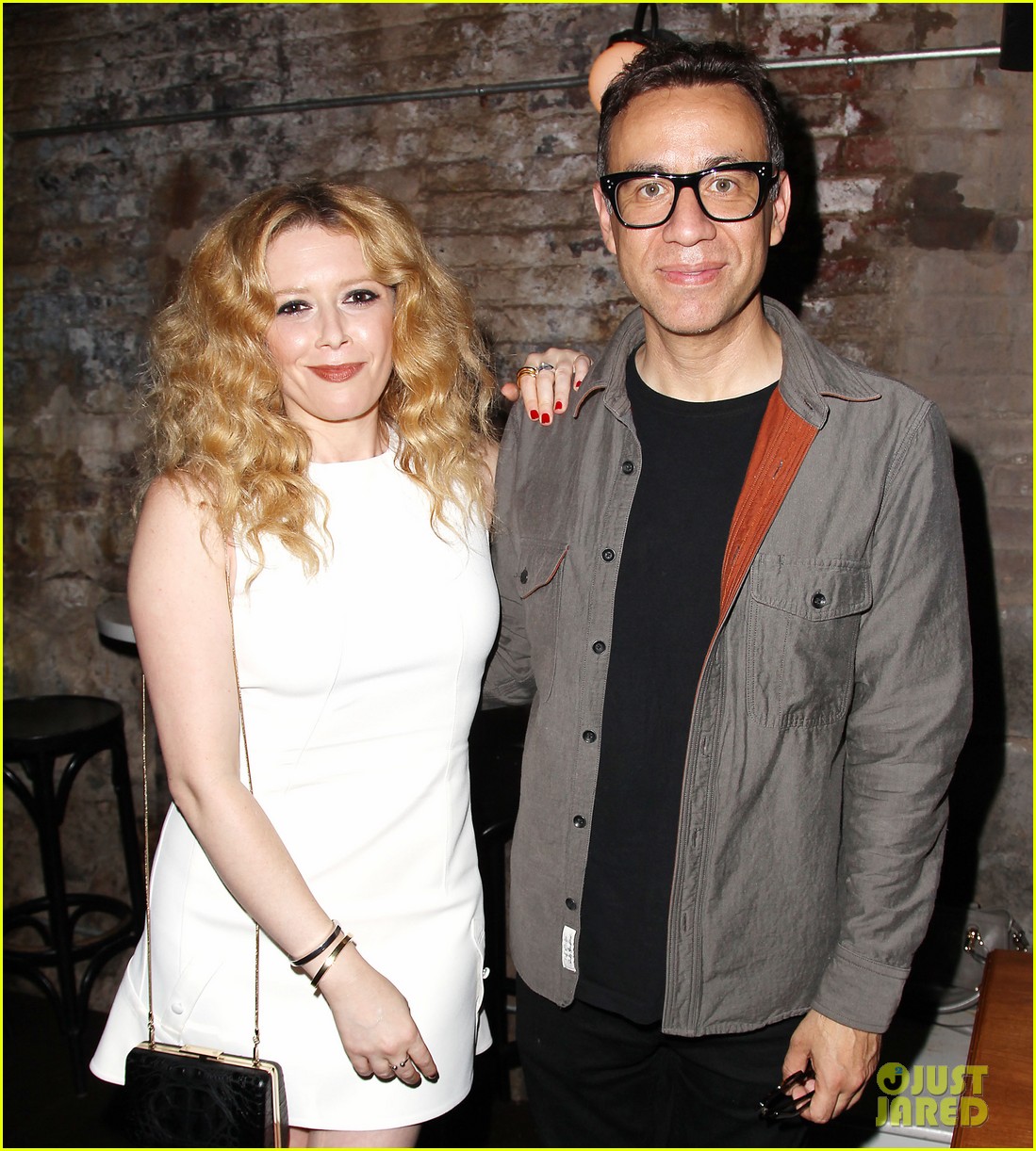 natasha lyonne gets support from oitnb girls at sleeping with other people 063440167