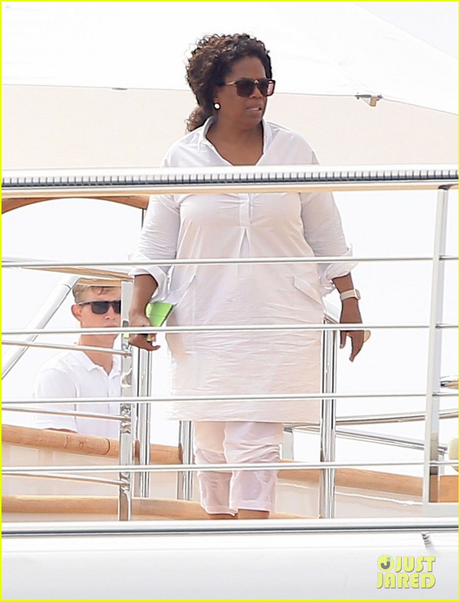 oprah winfrey gayle king vacation with royalty 053432893