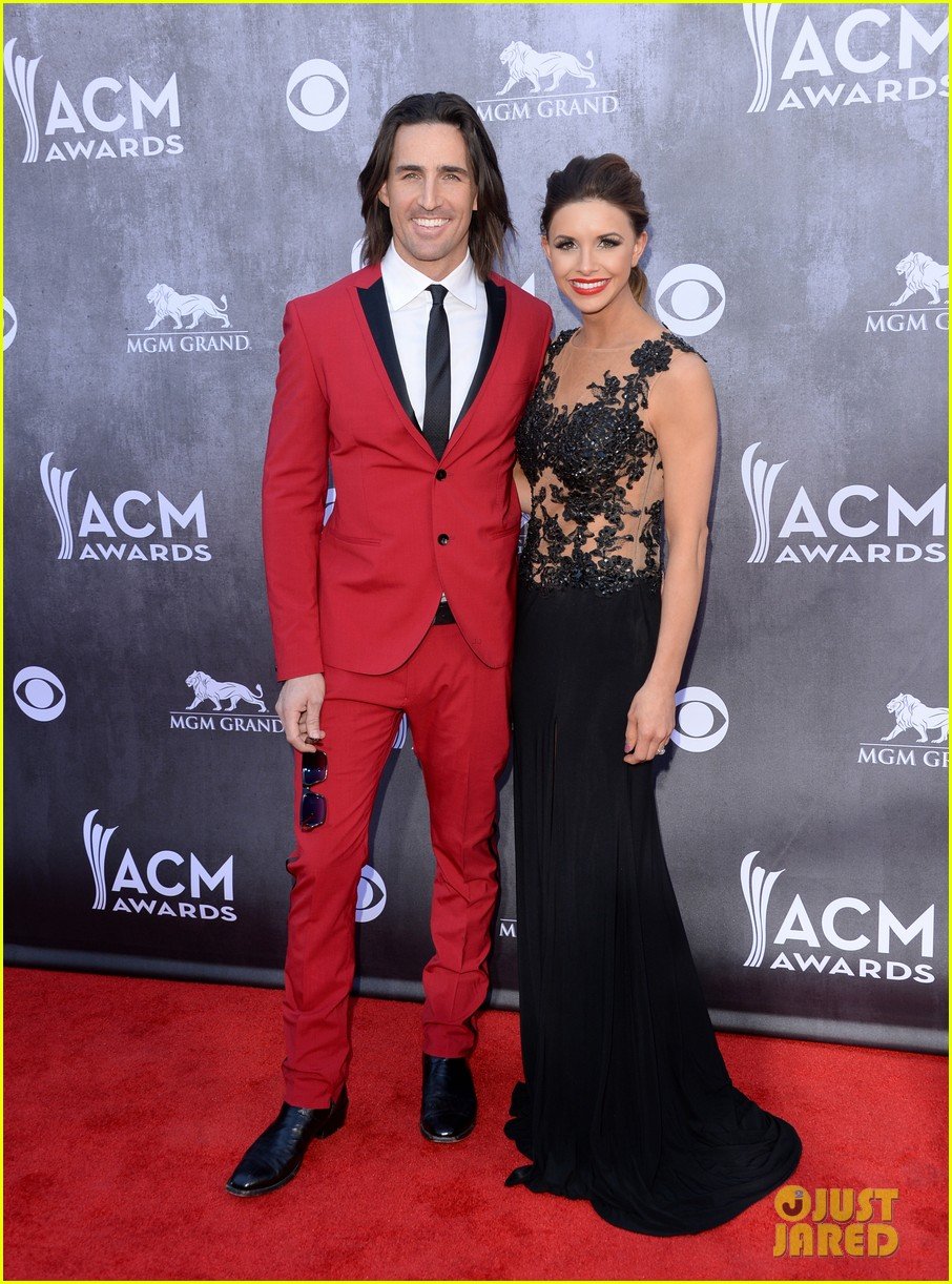 Jake Owen & Wife Lacey Buchanan Are Getting Divorced Photo 3432835
