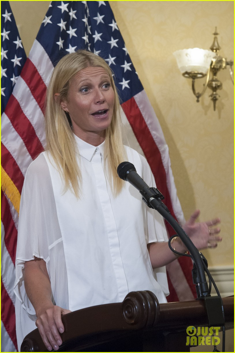 gwyneth paltrow delivers speech at capitol hill we as americans all have the right 023431595