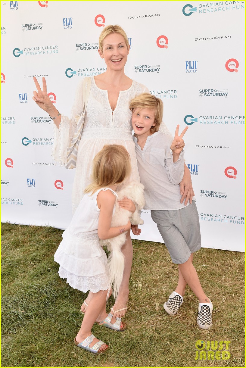 kelly rutherford refuses to send her kids back to monaco 11