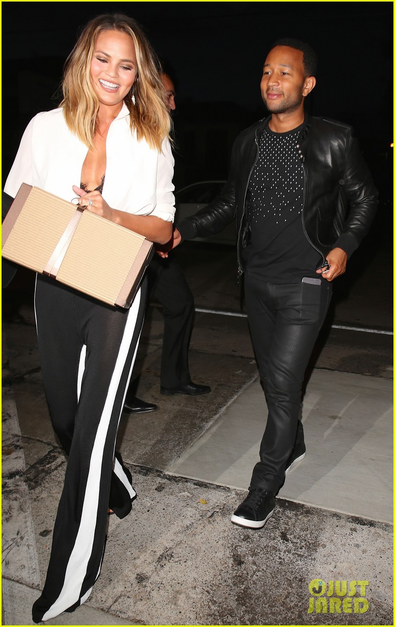 chrissy teigen is ready to have a family with john legend 023430879