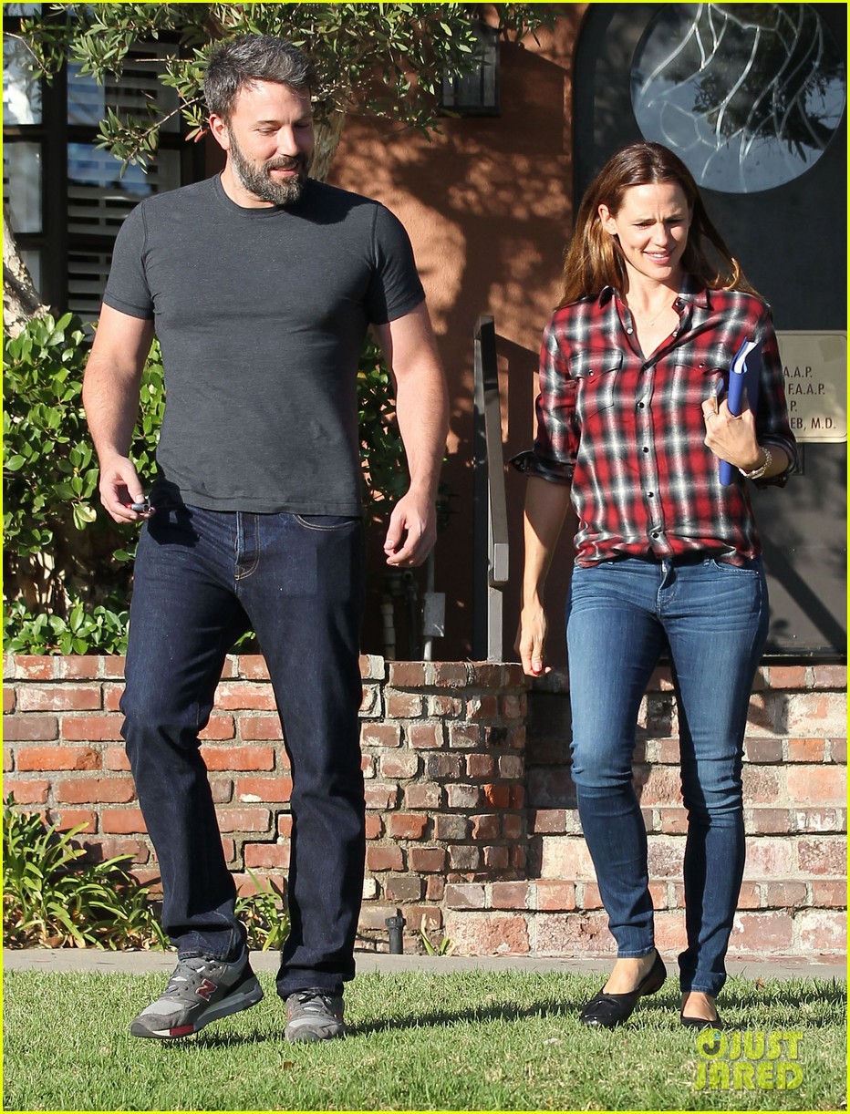 Ben Affleck & Jennifer Garner Visit the Doctor Together Photo 3452285(00)