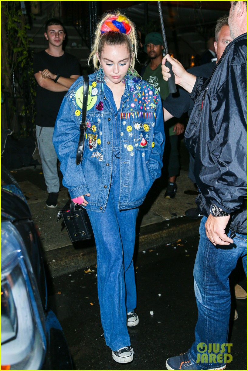 miley cyrus does double denim after snl rehearsal 253474055