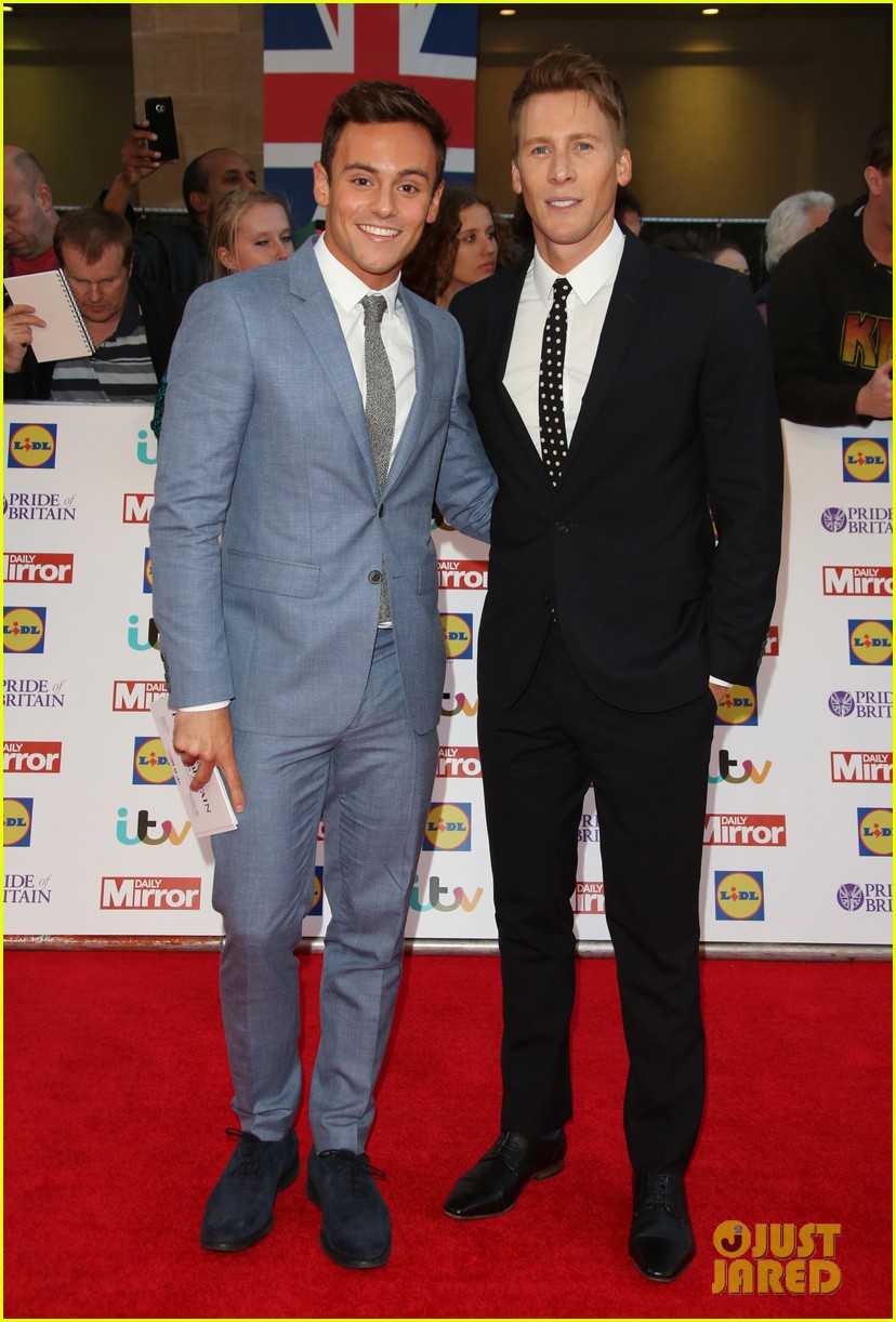 tom daley dustin lance black couple up at pride of britain awards 2015 17