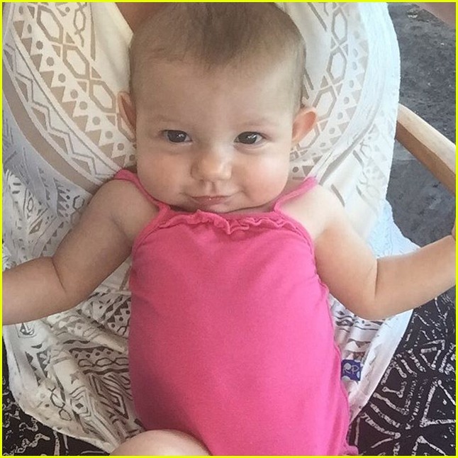 haylie duff reveals adorable photos of her baby girl ryan 023451371